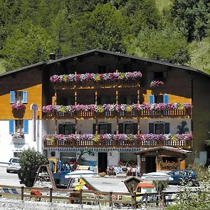 3* Szálloda Genzianella